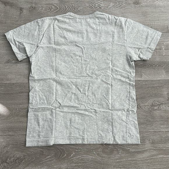 Comme des garçons Play tees - Picture 2 of 7